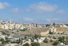 Caída de edificios simbólicos: ¿prenuncio de nuevas eras?