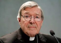 El Cardenal Pell y la original muerte de los cardenales polémicos